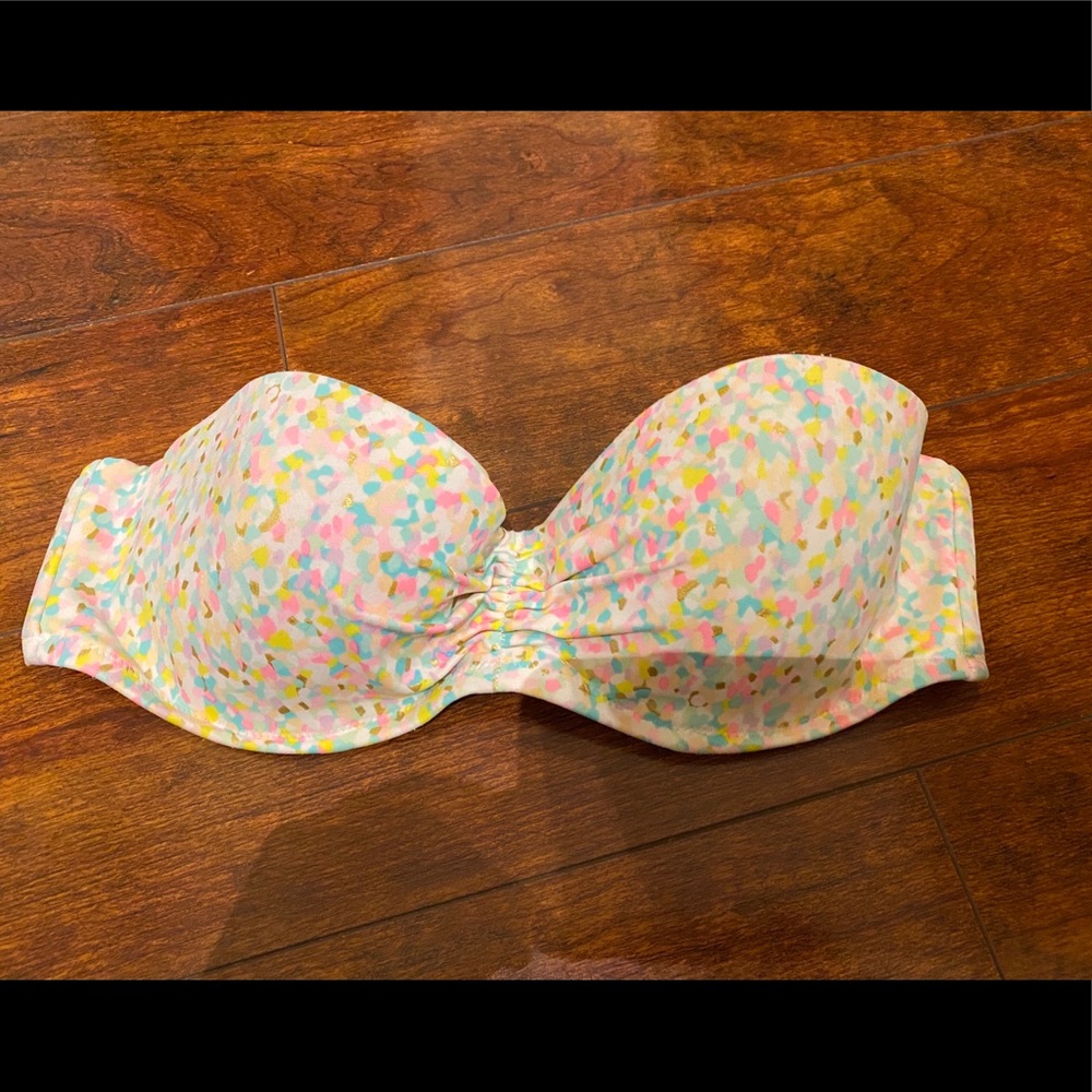 Victoria’s Secret bathing suit top